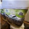Image 2 : 8 NEW JUGS OF CALMAG LIQUID FERTILIZER 10 LITERS EACH