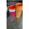 Image 2 : 19 BUCKETS