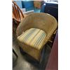 Image 8 : WICKER CHAIR