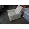 Image 1 : MODERN RECLINER ARMCHAIR