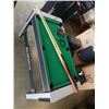 Image 2 : 4.5FT POOL TABLE WITH BALLS AND 3 CUES