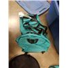 Image 3 : TOTE OF ROLLING DUFFEL BAGS, TOOLED LEATHER BELTS, WINDHSIELD REFLECTOR