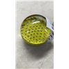 Image 2 : INCOLAY STONE DRESSER BOX AND ART GLASS PAPER WEIGHT