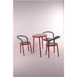 Fritz Hansen Coffee table with 3 chairs, Denmark 1986