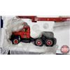 Image 3 : IH 1959 Truck and Low Boy Trailer (First Gear Product) (Scale: 1/34) (SEE PICS!)