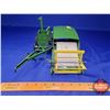 Image 5 : John Deere 12A Combine (Scale: 1/16) (Note: Missing Chain for the Reel) (SEE PICS!)