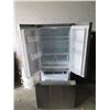 Image 2 : Samsung French Door Refrigerator - Store Return