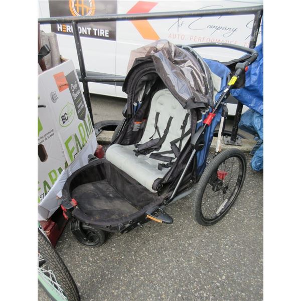 Twin Stroller - Store Return