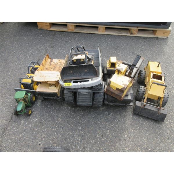 7 Piece Lot of Tonka Toys