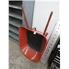 Image 1 : True Temper Wheelbarrow