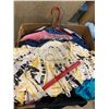 Image 1 : Box clothing aprox 3x