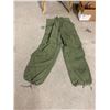 Image 1 : Medium regular green pants