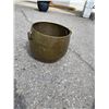 Image 1 : Bottomless brass pot