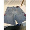 Image 2 : Tommy size 32 Jean shorts