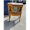 Image 1 : Emerson radio, record player etc