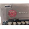 Image 3 : Underwood Vintage Typewriter