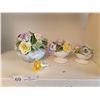 Image 1 : Set of 3 Bone China Decorative Flower Bouquets