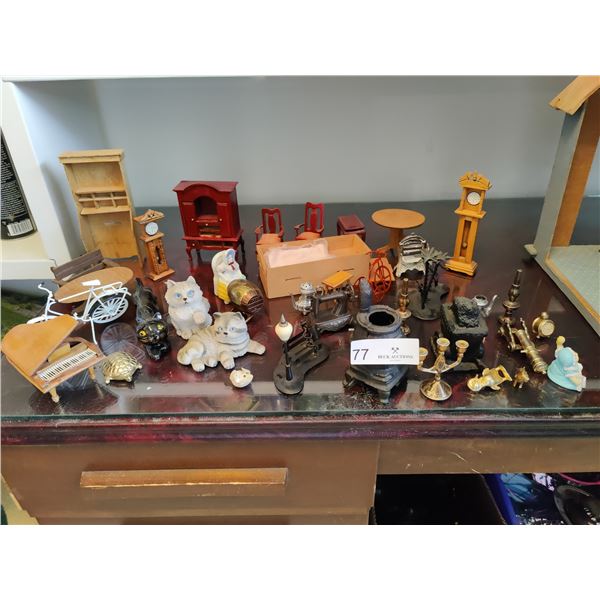 Beautiful Doll House and Assorted Miniature Figurines - Beck Auctions Inc.