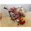 Image 1 : Assorted Artificial Flowers