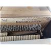 Image 7 : Mason & Risch Classic Upright Piano