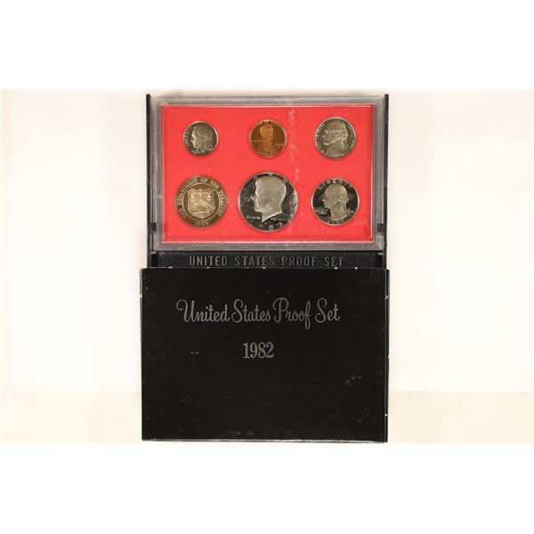 1982 US PROOF SET (WITH BOX)