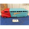 Image 2 : Wyanotte Pressed Metal Bus with Original Box 21" x 6.5"