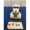 Image 2 : Wyanotte Pressed Metal Ambulance 11" x 3.5" x 3"