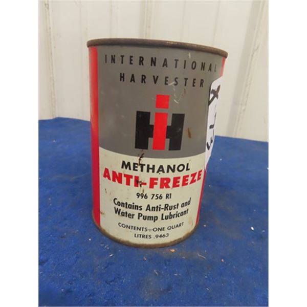 International Antifreeze Quart Can with Product