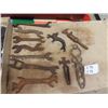 Image 1 : 11 Old Wrenches