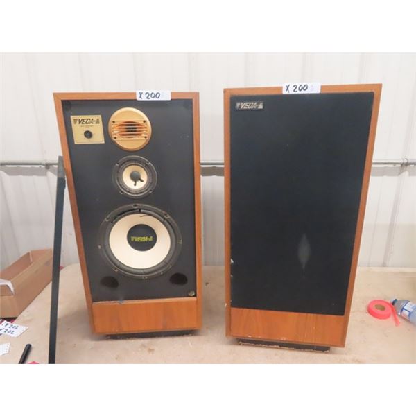 2 Vega Linear Set of Speakers