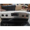 Image 2 : Maytag Stainless Steel Convectional Stove