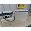 Image 1 : ELNA Primula 410 Portable Sewing Machine
