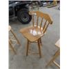 Image 2 : 3 Wooden Stools