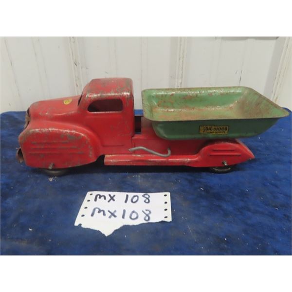 Lincoln Pressed Metal Dump Truck 14" x 4.5" x 5.5"