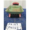Image 5 : Lincoln Pressed Metal Dump Truck 14" x 4.5" x 5.5"