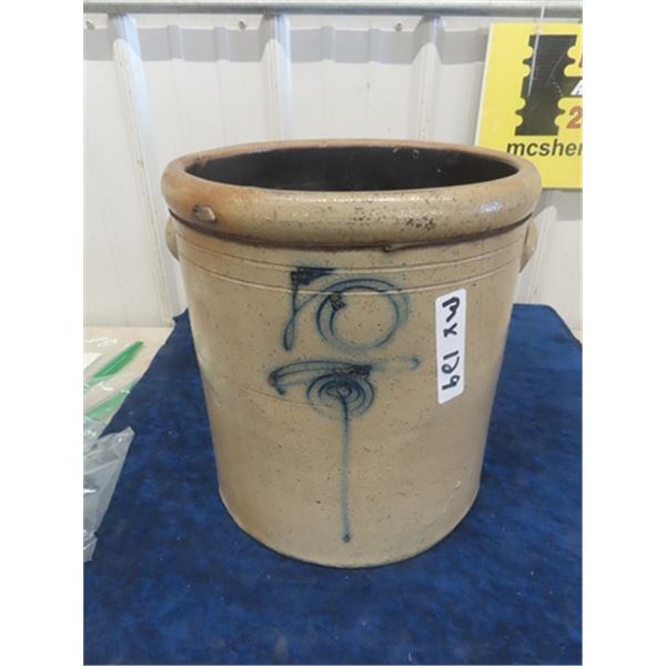 Salt glaze #10 Crock