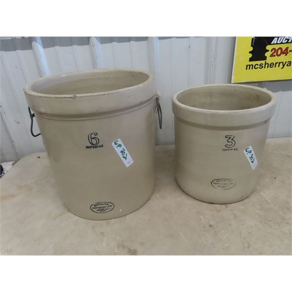2 Medalta Crocks; 1) 6 Gal, 1) 3 Gal