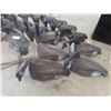 Image 2 : 18 Canadian Goose Decoys