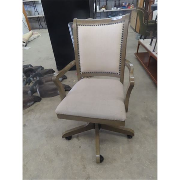 Swivel Executive Office Chair