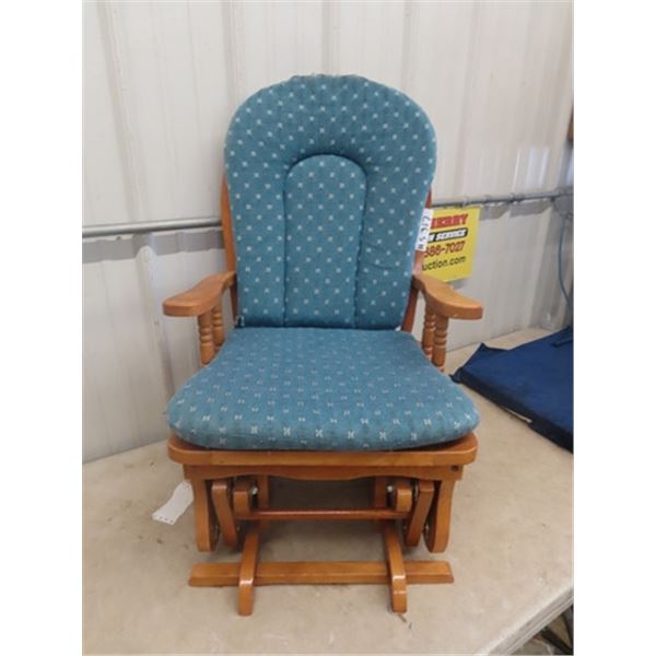 Child's Glider/Rocker Chair
