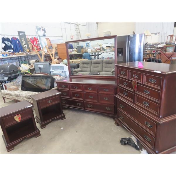 4pc Gibson Bedroom Suite; Dresser 47"X39"x20", Dresser 30"x60"x20" plus Mirror 36"x51" & Night Table