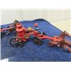 Image 2 : 3 Cast Horses & Fire Department Wagon - Biggest 11" Long