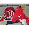 Image 4 : Dennis Hull Autographed Chicago Blackhawks Jersey & Team Canada Jersey Size 52