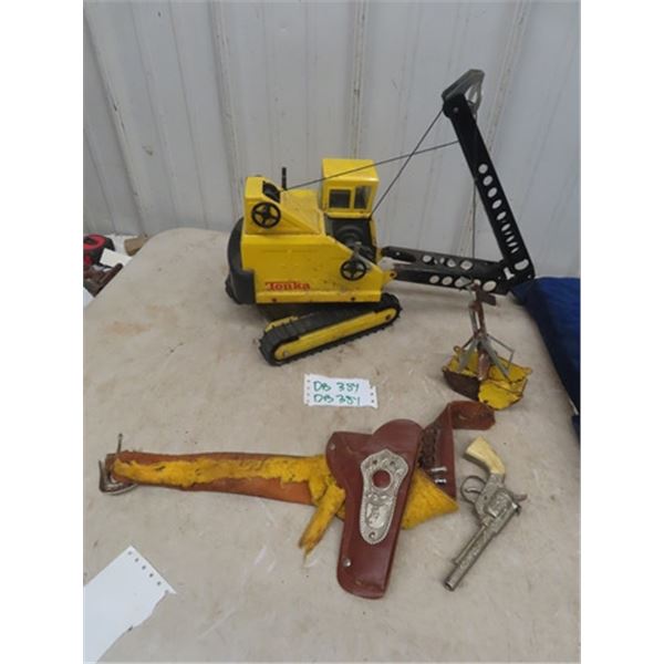 Tonka Crane & Cap Gun