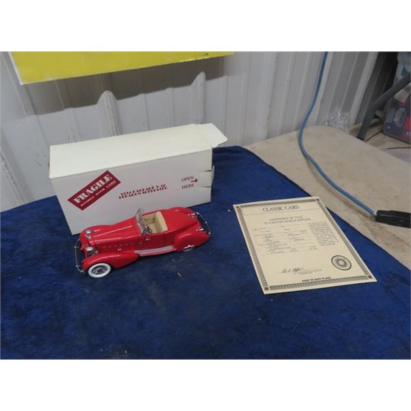 Classic Cars Die Cast 1934 Packard Speedster with Certificate & Box