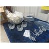 Image 3 : Crystal Punch Bowl + 12 Cups & Pyrex Bowl