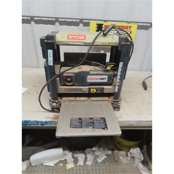 Ryobi Thickness Planer