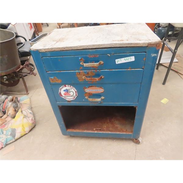 Tool Cabinet 33" x 20" X 17"