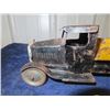 Image 2 : Metal Craft Pressed Metal Tow Truck 12"x 4"X 3.5"