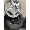 Image 2 : 3 Pirelli Tires P4 215/70R15 & 3 Steel Rims & 1 Aluminium Rim from a Buick Le Sabre